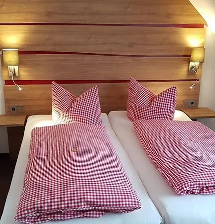 Alte Schreinerei 3*